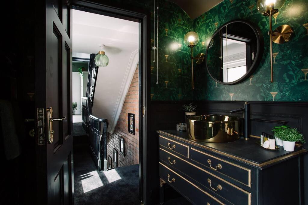 Designer 4-bed In The Heart Of Hébergement de vacances